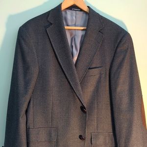 Hart Schaffner Marx Blazer 40S Gray Black With Brown Arm Pads, Rarely Used.